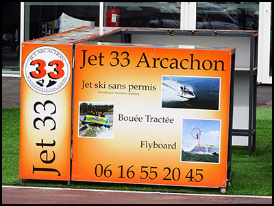 Jet 33 Arcachon sortie jetski, flyboard et bouée tractée 